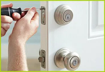 Expert Locksmith Services Minneapolis, MN 612-278-0405 - 13-new-locks-installation